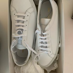 Common Projects- Original Achilles Sneaker- Size 7